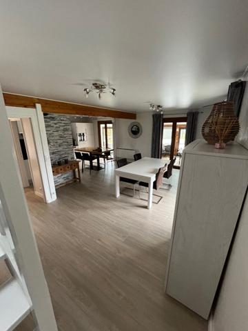 FAVERGES MAISON INDIVIDUELLE DE 7 PIECES AVEC TERRAIN DE 1043M²