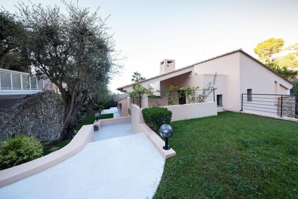 Vente Villa de luxe Villefranche-sur-Mer 6 Pièces 320 m²