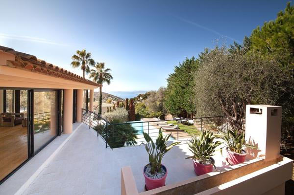 Vente Villa de luxe Villefranche-sur-Mer 6 Pièces 320 m²