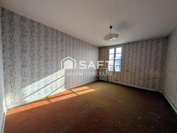 Ensemble immobilier à rénover - 140 m² - Latresne centre