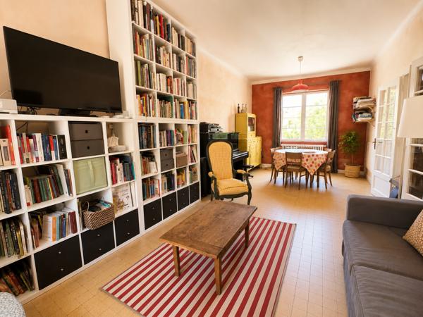 Maison
                                                                                                                                                                                                                                                                                                                        6 pièce(s)                                                                                                                                                                                                          4 chambre(s)                                                                                                                                                                                                          118  m²