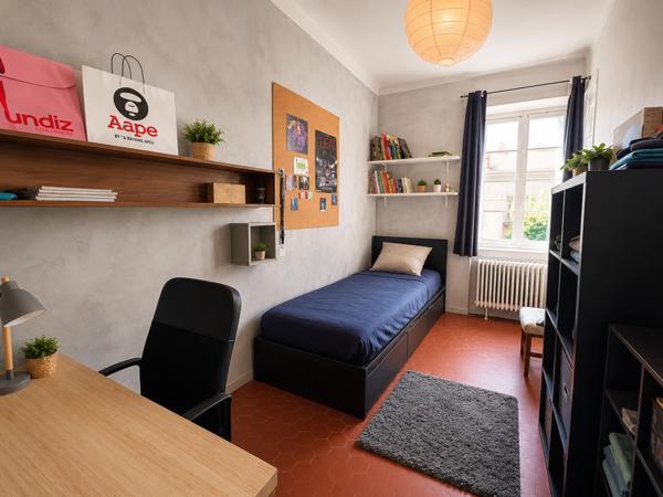 Maison
                                                                                                                                                                                                                                                                                                                        6 pièce(s)                                                                                                                                                                                                          4 chambre(s)                                                                                                                                                                                                          118  m²