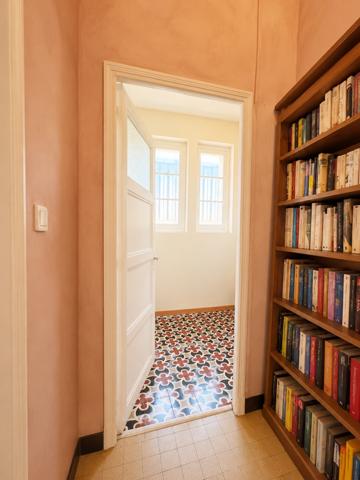Maison
                                                                                                                                                                                                                                                                                                                        6 pièce(s)                                                                                                                                                                                                          4 chambre(s)                                                                                                                                                                                                          118  m²