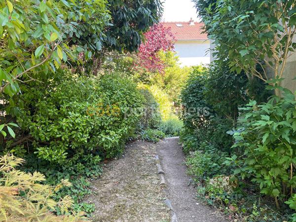 Vente
                Maison71 m² - 3 Pièces -
                    GOURNAY SUR MARNE (93460)