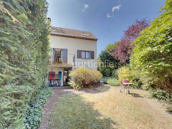 Vente
                Maison71 m² - 3 Pièces -
                    GOURNAY SUR MARNE (93460)