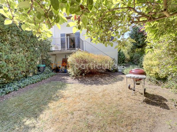 Vente
                Maison71 m² - 3 Pièces -
                    GOURNAY SUR MARNE (93460)