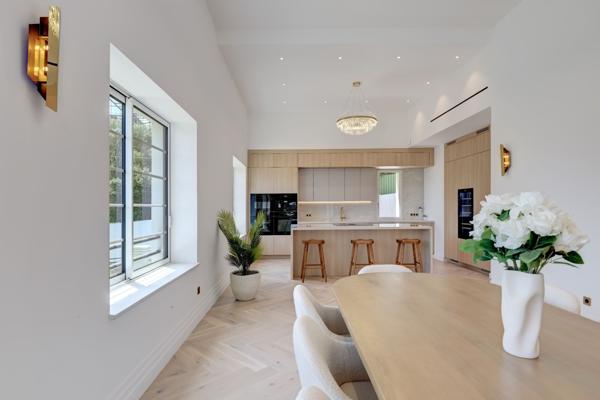Vente Villa de luxe Cap D'Antibes 8 Pièces 280 m²