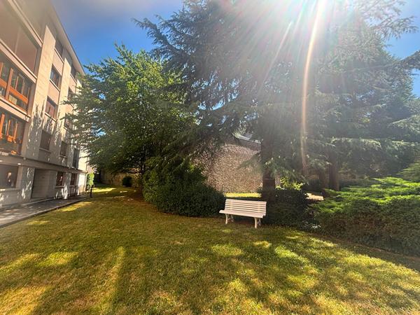 *** EN EXCLUSIVITE Studio - LAVAL quartier Cathédrale ***