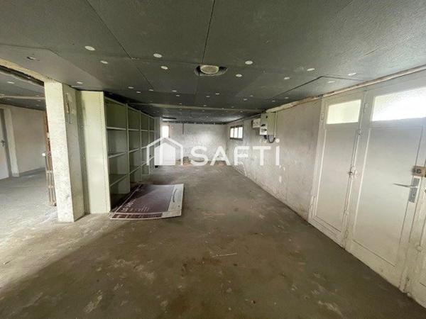 maison 150 m2-sous sol 100m2-1220 m2 terrain