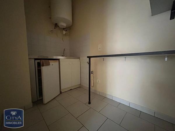 Appartement à louer 1 pièce 24.08m² Épernon (28230)