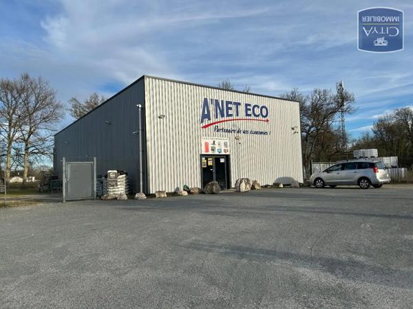 Local commercial à vendre 298m²