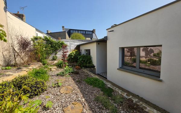 Maison à vendre    5 pièces •  Pleumeur-Bodou