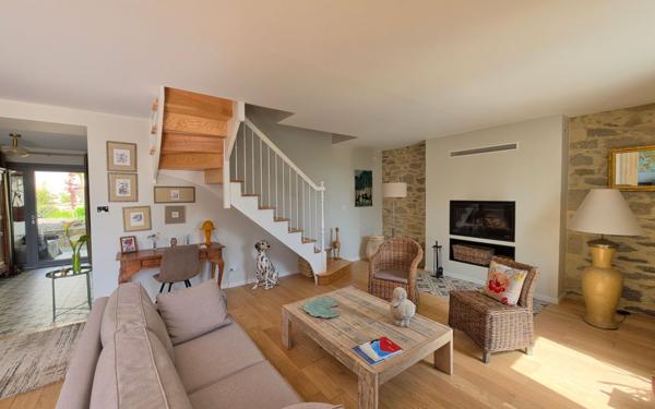 Maison à vendre    5 pièces •  Pleumeur-Bodou