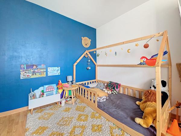 Maison mitoyenne au calme