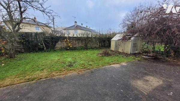 SABLE SUR SARTHE-PAVILLON DE TYPE 7-REF: VDL2134