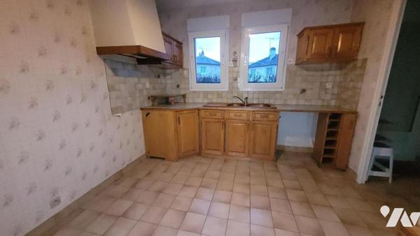 SABLE SUR SARTHE-PAVILLON DE TYPE 7-REF: VDL2134