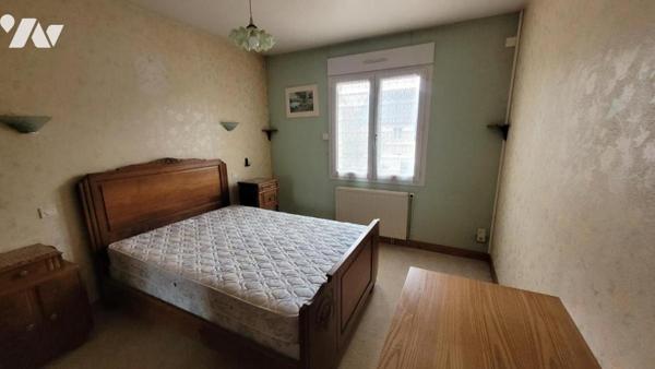 SABLE SUR SARTHE-PAVILLON DE TYPE 7-REF: VDL2134