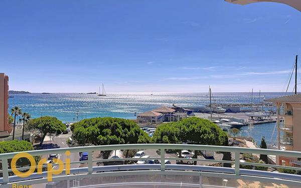 Appartement à vendre    7 pièces • 248,65 m2 Fréjus