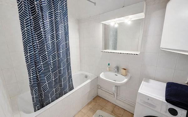 Appartement à vendre    2 pièces • 59 m2 Lyon 3