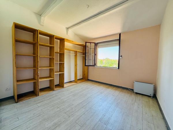 MAISON T6 AVEC JARDIN + DÉPENDANCE