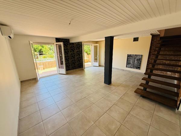 MAISON T6 AVEC JARDIN + DÉPENDANCE