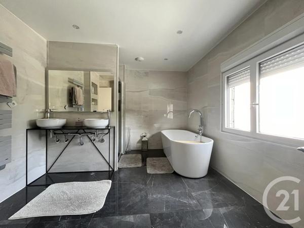 Maison à vendre  6 pièces - 176,80 m 2   ROUBAIX  - 59