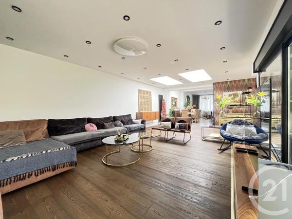 Maison à vendre  6 pièces - 176,80 m 2   ROUBAIX  - 59