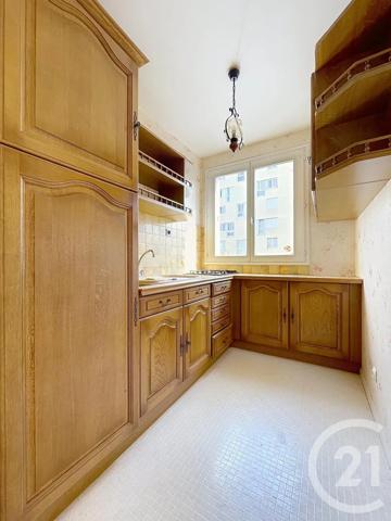 Appartement T2 à vendre  2 pièces - 48,82 m 2   COMPIEGNE  - 60
