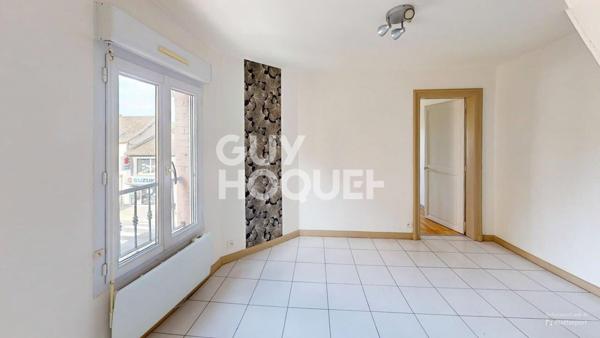 À VENDRE TYPE 2 DERNIER ÉTAGE MAGENTA, AU PIED DES COMMERCES ET PROXIMITÉ GARE EPERNAY