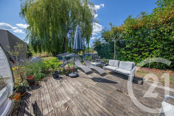 Maison à vendre  3 pièces - 65,48 m 2   ST MEDARD EN JALLES  - 33