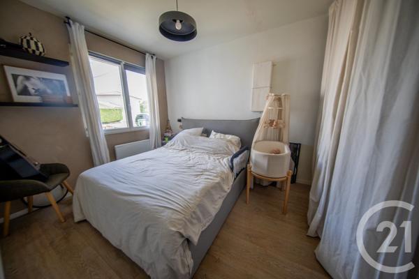 Maison à vendre  3 pièces - 65,48 m 2   ST MEDARD EN JALLES  - 33