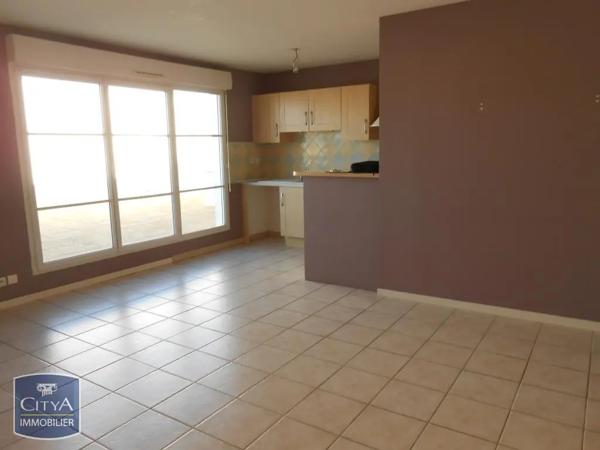 Appartement à louer 4 pièces 76.36m²