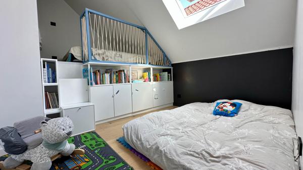 LOFT D’EXCEPTION AVEC DUPLEX, SOUPLEX, TERRASSE ET GARAGE SÉCURISÉ