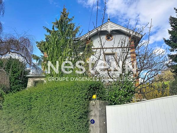 Maison de maître 7 pièces - 240m²