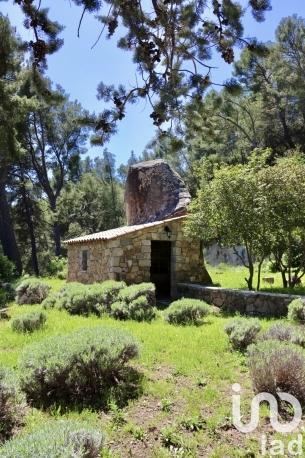 Maison à vendre 7 pièces 200 m² Le Revest-les-Eaux