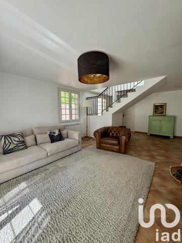 Maison à vendre 7 pièces 200 m² Le Revest-les-Eaux