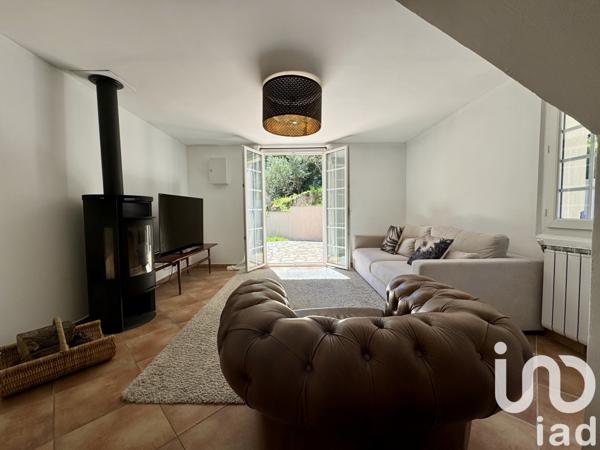 Maison à vendre 7 pièces 200 m² Le Revest-les-Eaux