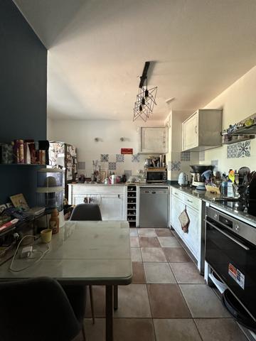 Narbonne (11100) APPT - T3 - GRANDE TERRASSE - SANS TRAVAUX