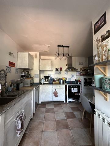 Narbonne (11100) APPT - T3 - GRANDE TERRASSE - SANS TRAVAUX