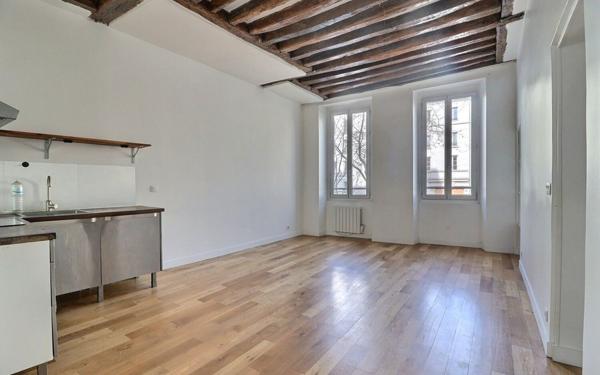 Appartement à vendre    3 pièces • 48 m2 Paris 19