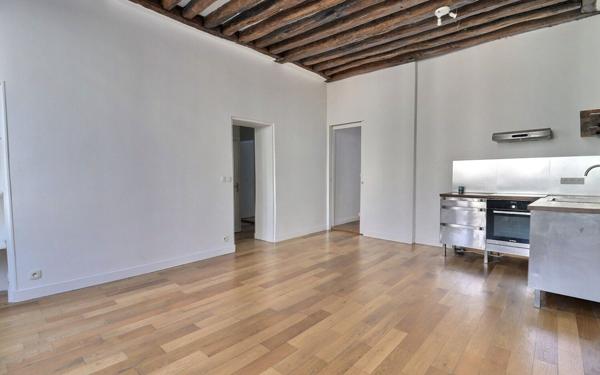 Appartement à vendre    3 pièces • 48 m2 Paris 19