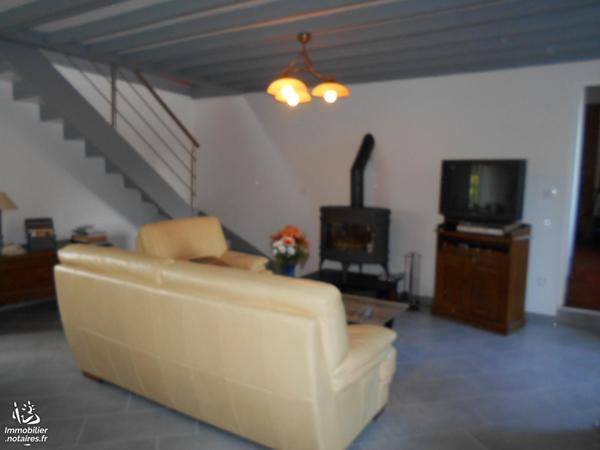 Belle propriété composée d'une maison d'habitation et de 3 locations