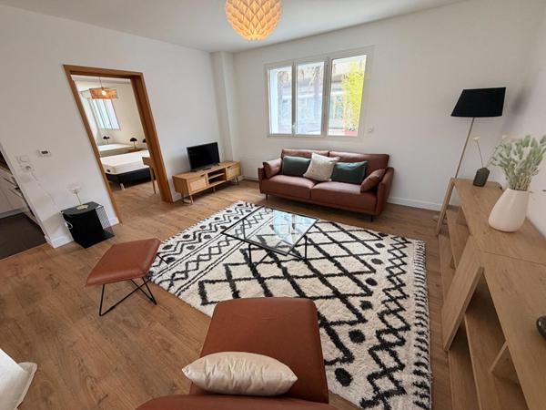 A LOUER : T3 à LILLE • Square Lestiboudois • 1 380 € CC • Réf. 1590-3