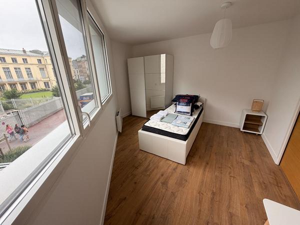 A LOUER : T3 à LILLE • Square Lestiboudois • 1 380 € CC • Réf. 1590-3