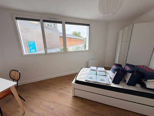 A LOUER : T3 à LILLE • Square Lestiboudois • 1 380 € CC • Réf. 1590-3