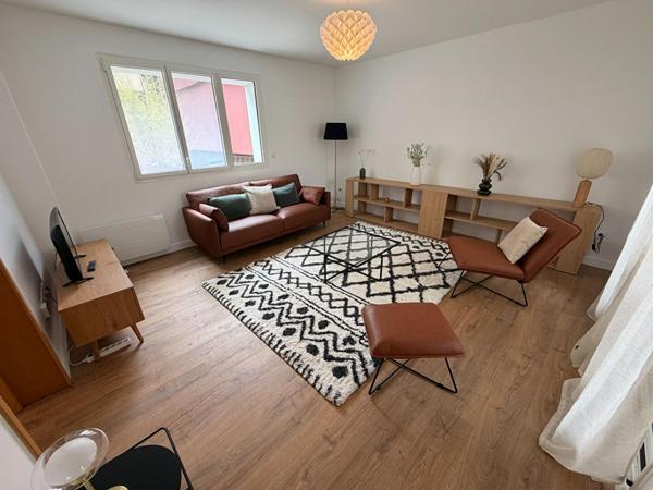A LOUER : T3 à LILLE • Square Lestiboudois • 1 380 € CC • Réf. 1590-3