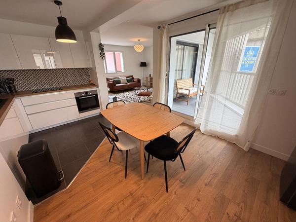 A LOUER : T3 à LILLE • Square Lestiboudois • 1 380 € CC • Réf. 1590-3