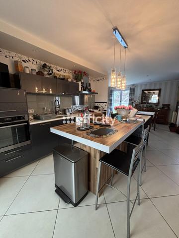 Maison 5 pièces - 147 m²