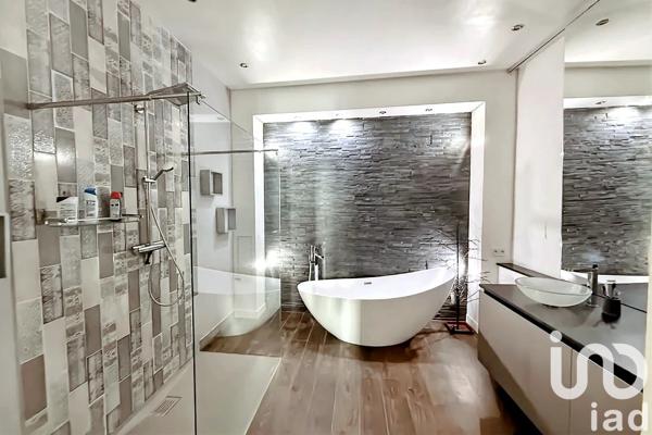 Appartement à vendre 4 pièces 142 m² Marseille 6