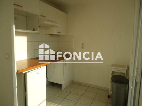 Location Appartement 2 pièces 46.8 m² - PLACE DU 8 MAI 1945 Montpellier 34070